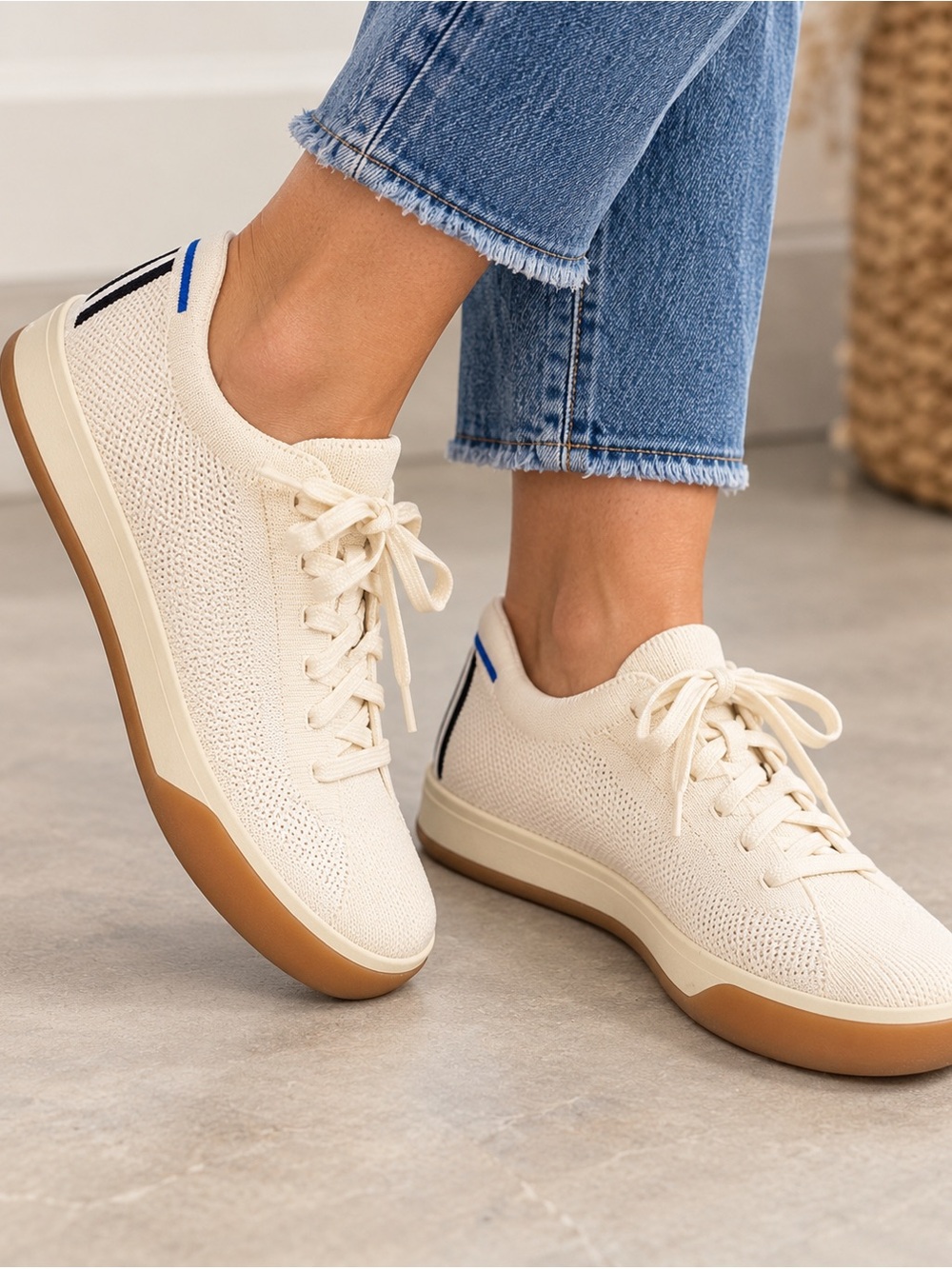 Rothy’s The Lace Up Sneaker – Cream/Ivory | Gum Sole | Women’s 8.5 NWOT